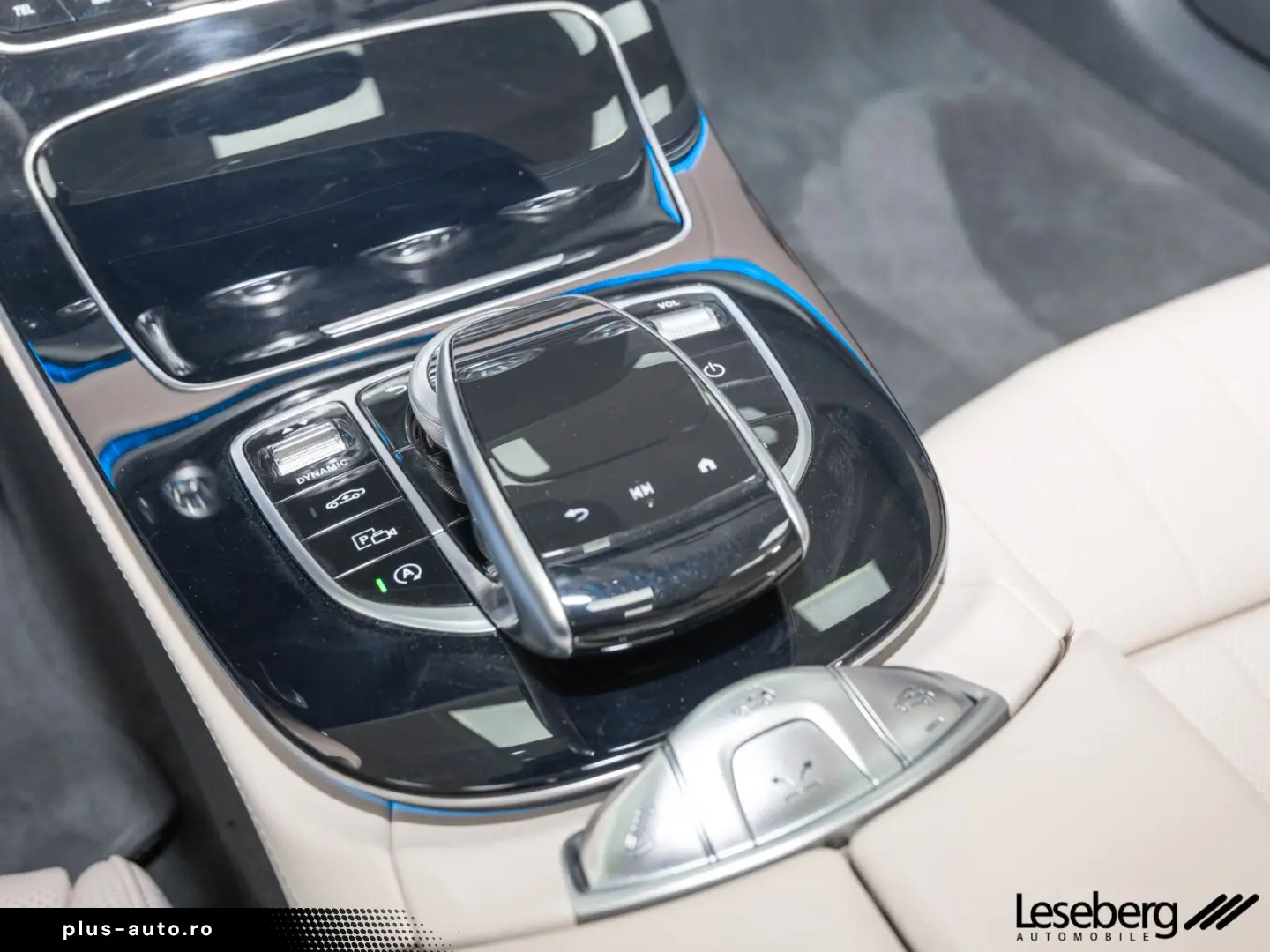 MERCEDES-BENZ E 450 4M AMG Cabrio Multibeam Sthzg Distro 360