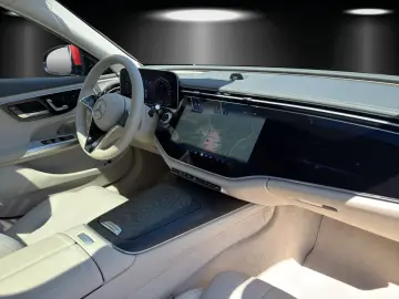 MERCEDES-BENZ E400e 4M Exclusi Prem  HYPER Masage AH&hellip;