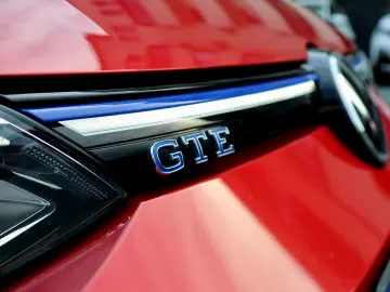 Volkswagen Golf 1.4 eHybrid OPF DSG GTE