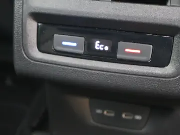 Volkswagen Golf 1.4 eHybrid OPF DSG GTE