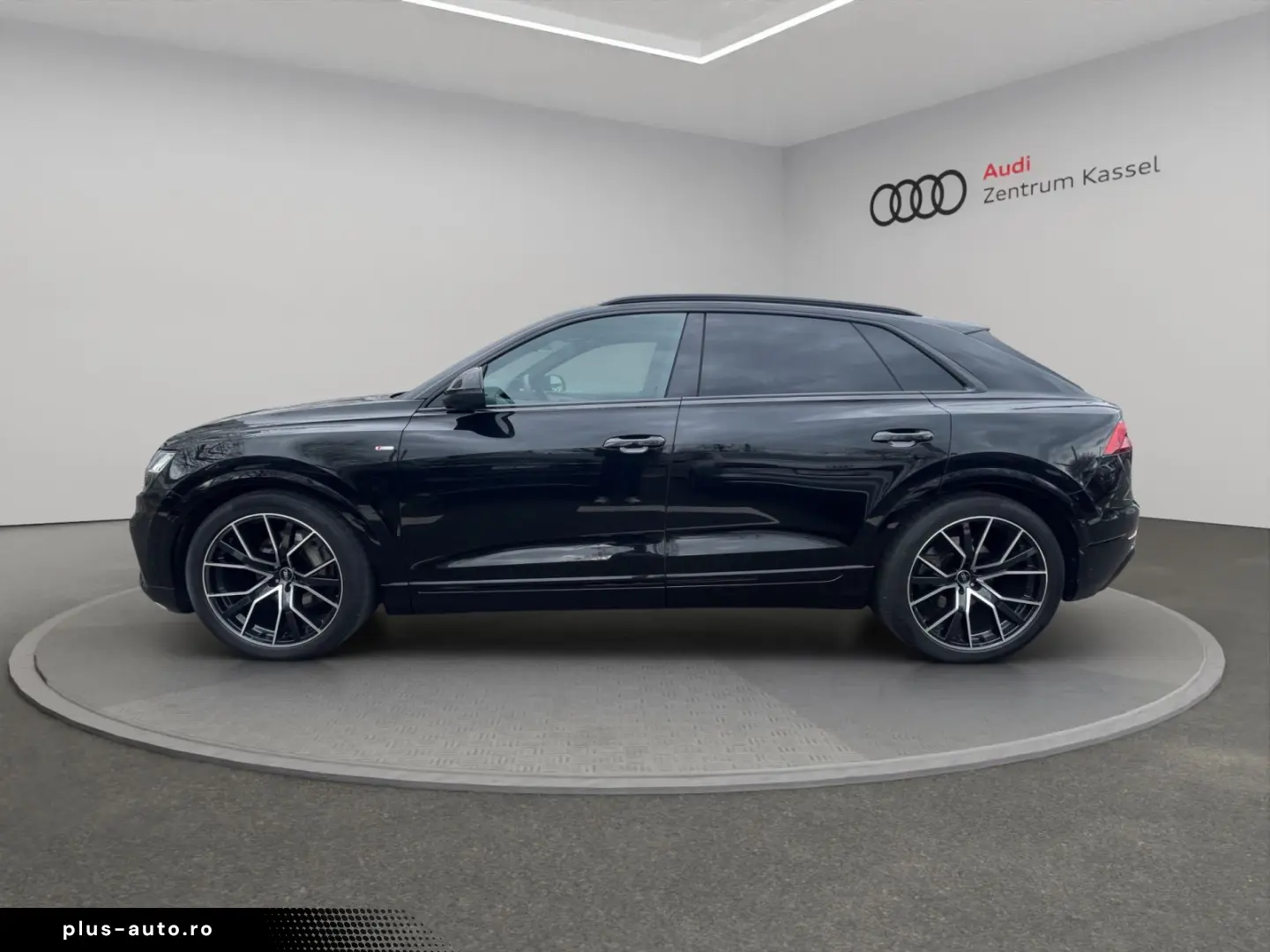 AUDI Q8 50 TDI quattro Matrix B&O Pano HuD AHK 360