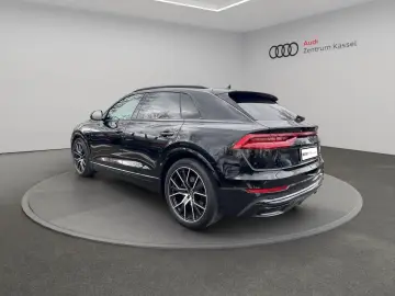 AUDI Q8 50 TDI quattro Matrix B&O Pano HuD AHK 360