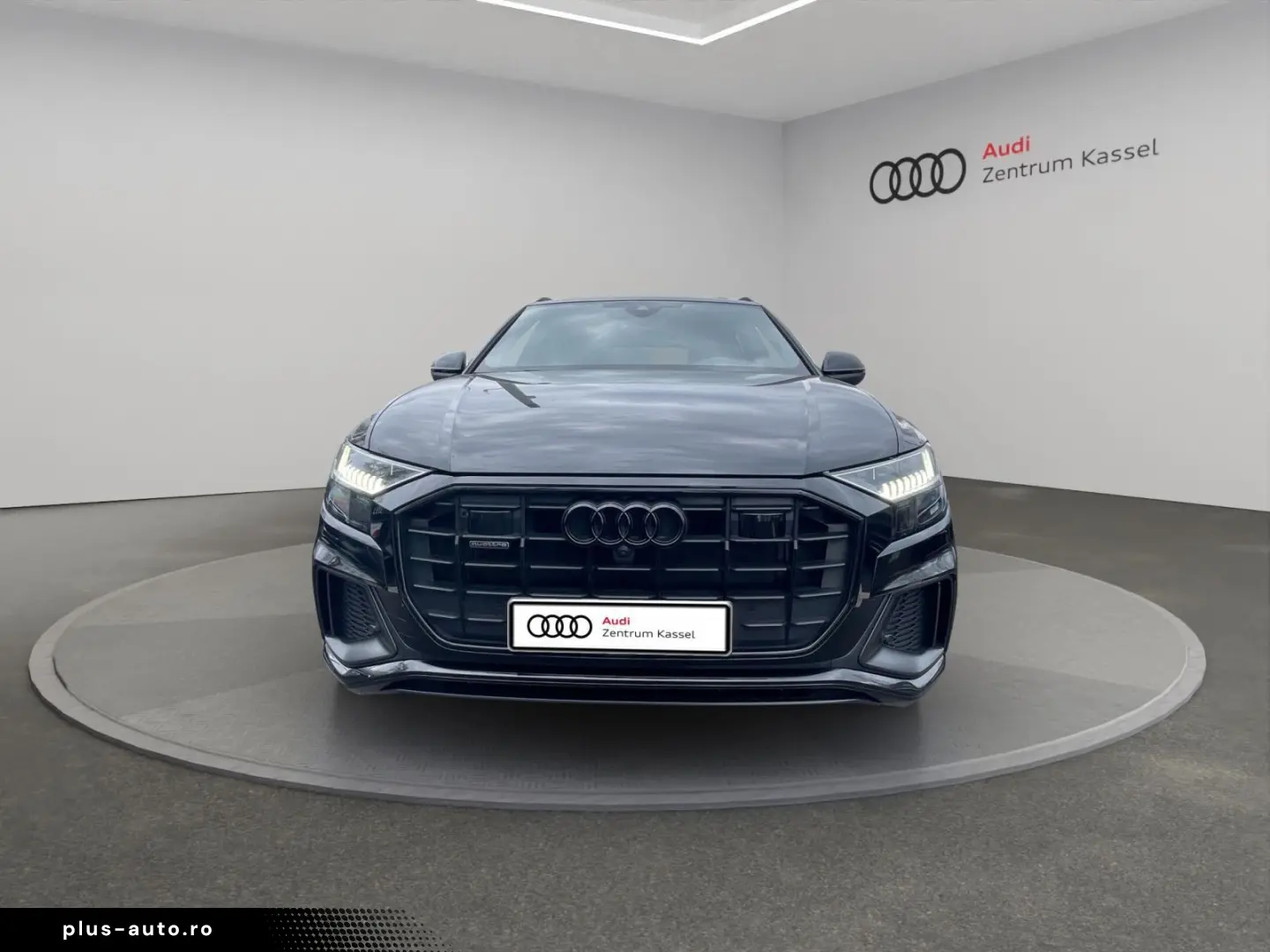 AUDI Q8 50 TDI quattro Matrix B&O Pano HuD AHK 360