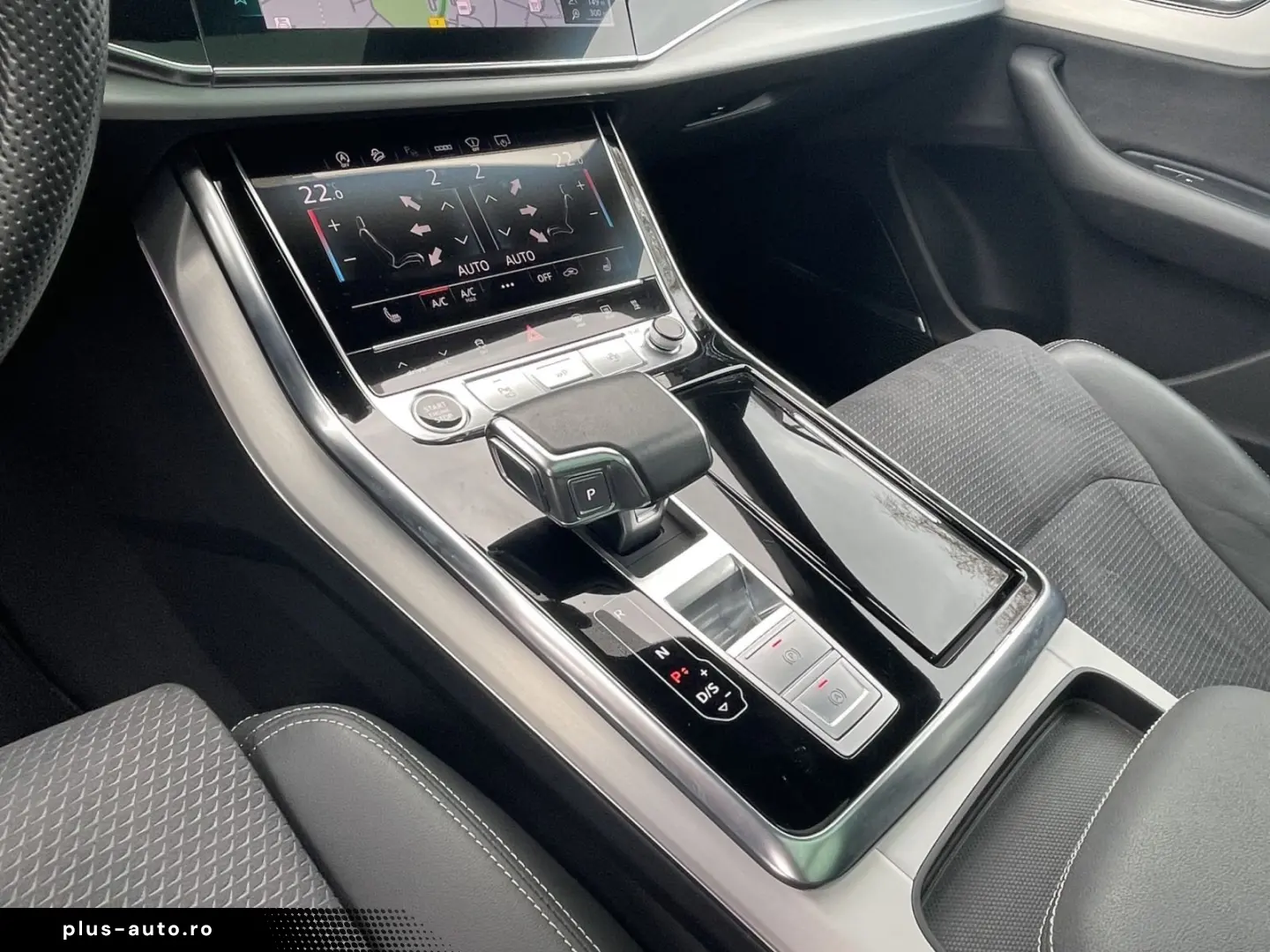 AUDI Q8 50 TDI quattro Matrix B&O Pano HuD AHK 360