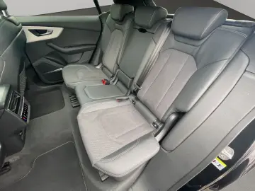 AUDI Q8 50 TDI quattro Matrix B&O Pano HuD AHK 360