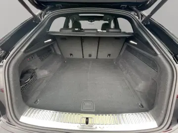 AUDI Q8 50 TDI quattro Matrix B&O Pano HuD AHK 360