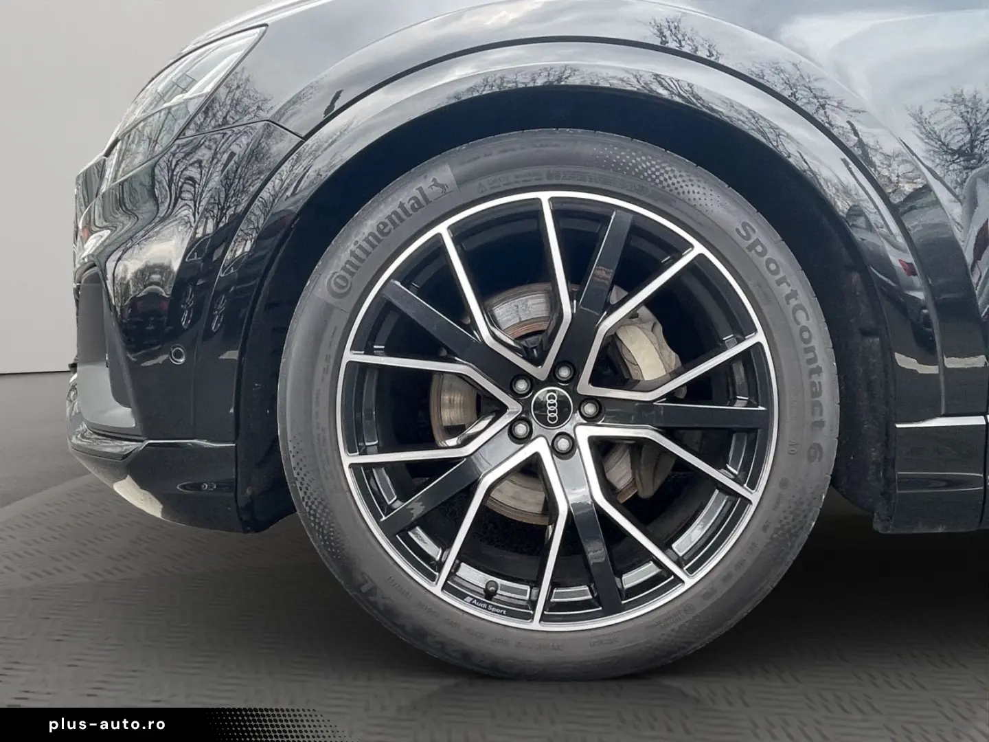 AUDI Q8 50 TDI quattro Matrix B&O Pano HuD AHK 360