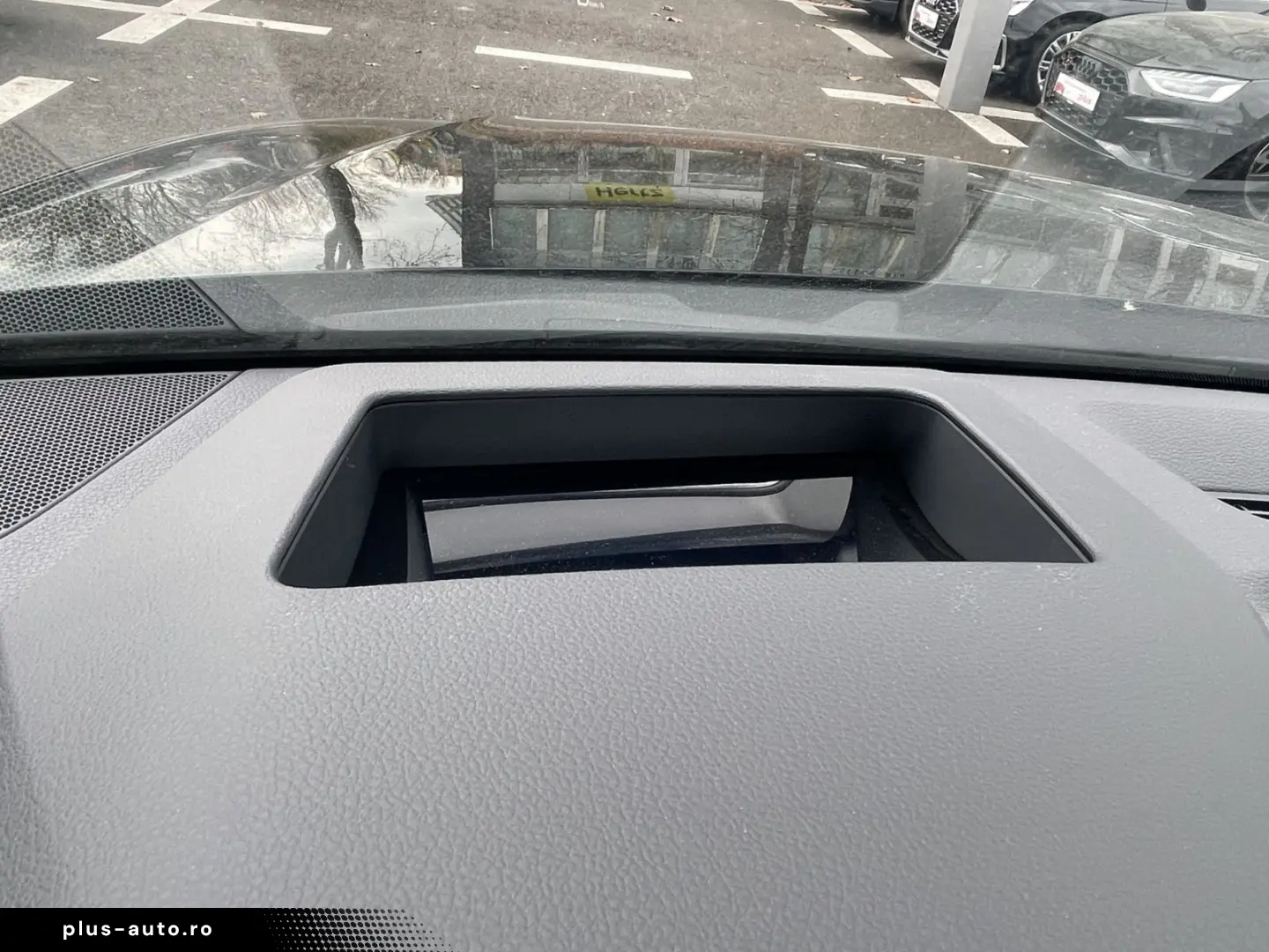 AUDI Q8 50 TDI quattro Matrix B&O Pano HuD AHK 360