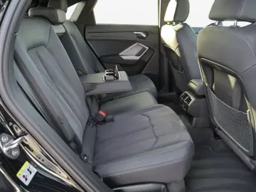 AUDI Q3 Sportback 35 TDI S line Pano CarPlay LED RFK