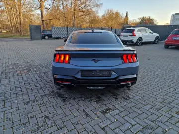 FORD 2.3 EcoBoost Coupe Neues Modell ANGEBOT!