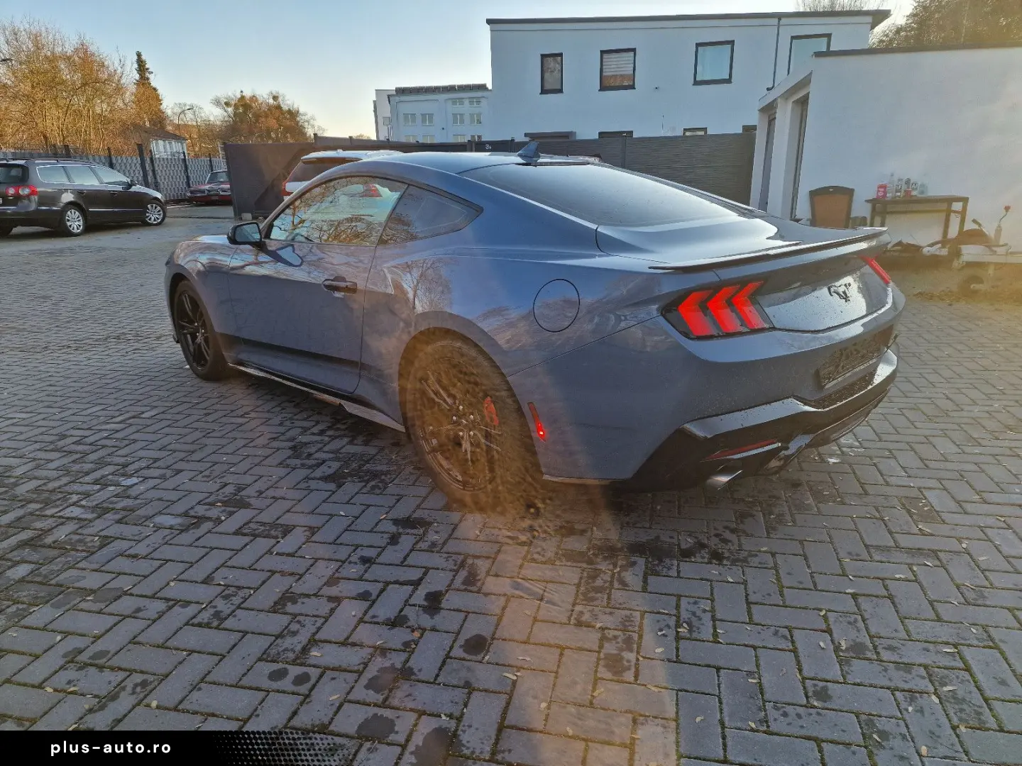 FORD 2.3 EcoBoost Coupe Neues Modell ANGEBOT!