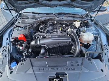 FORD 2.3 EcoBoost Coupe Neues Modell ANGEBOT!