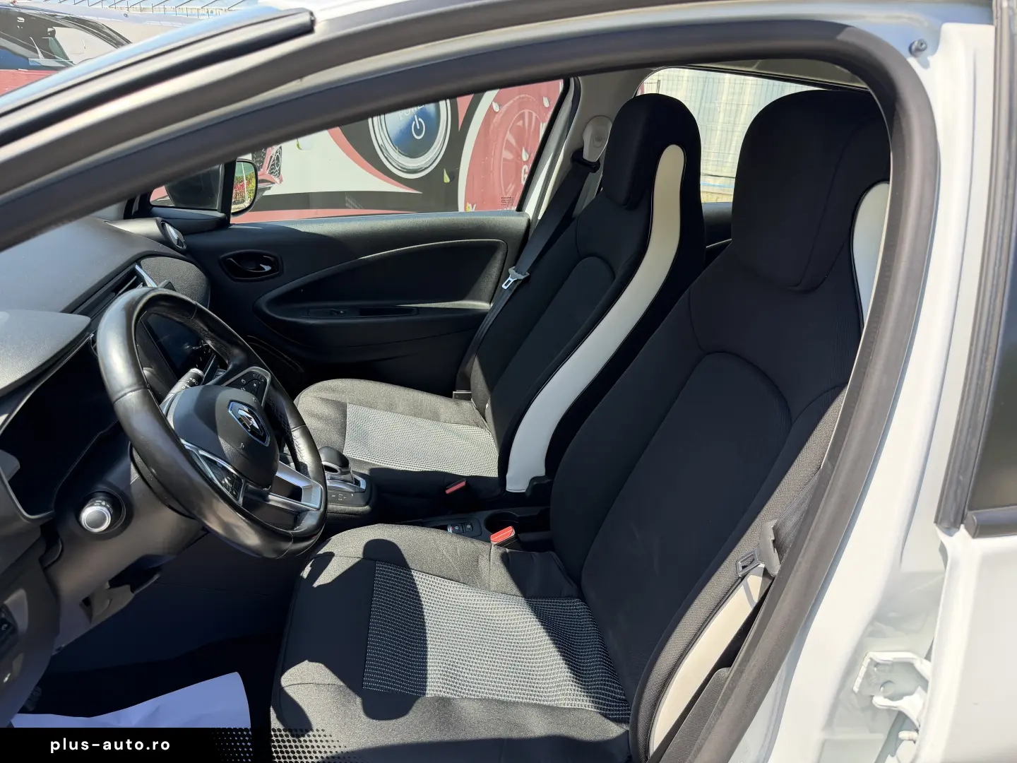 Renault Zoe  52kw  108 cp  92% SOH  Garantie baterie 10.2028