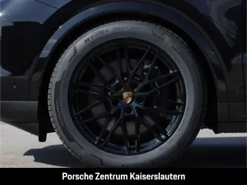 PORSCHE Cayenne E-Hybrid
