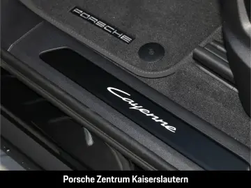 PORSCHE Cayenne E-Hybrid