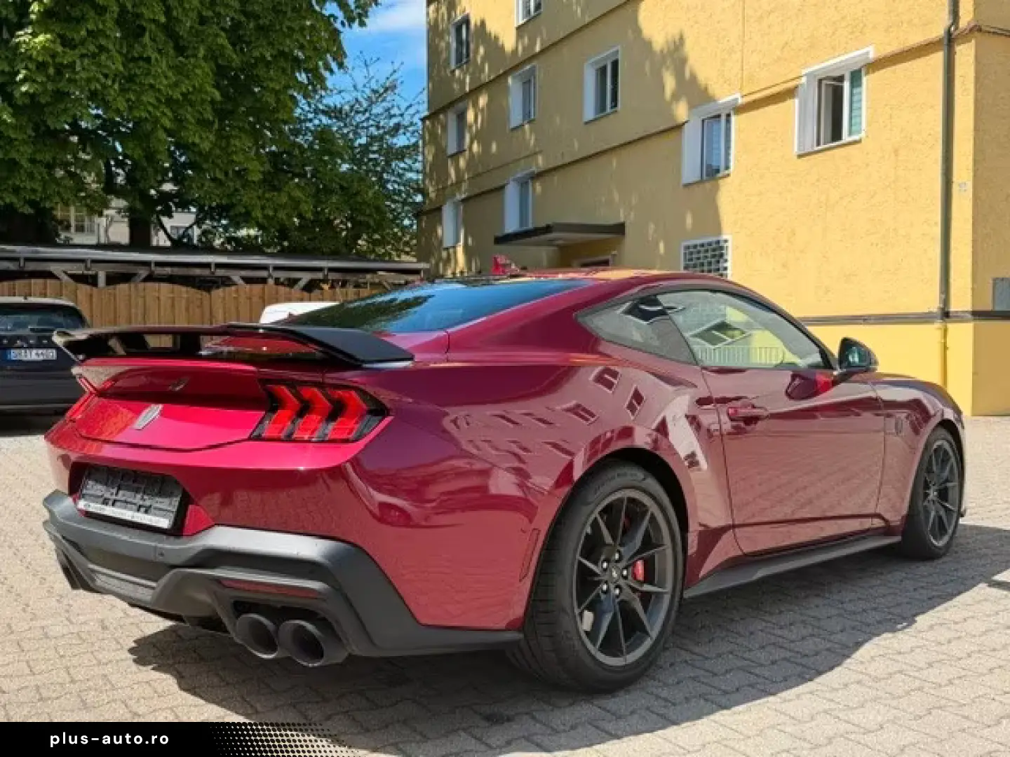 Ford Mustang V8 5.0 DARK HoRSE