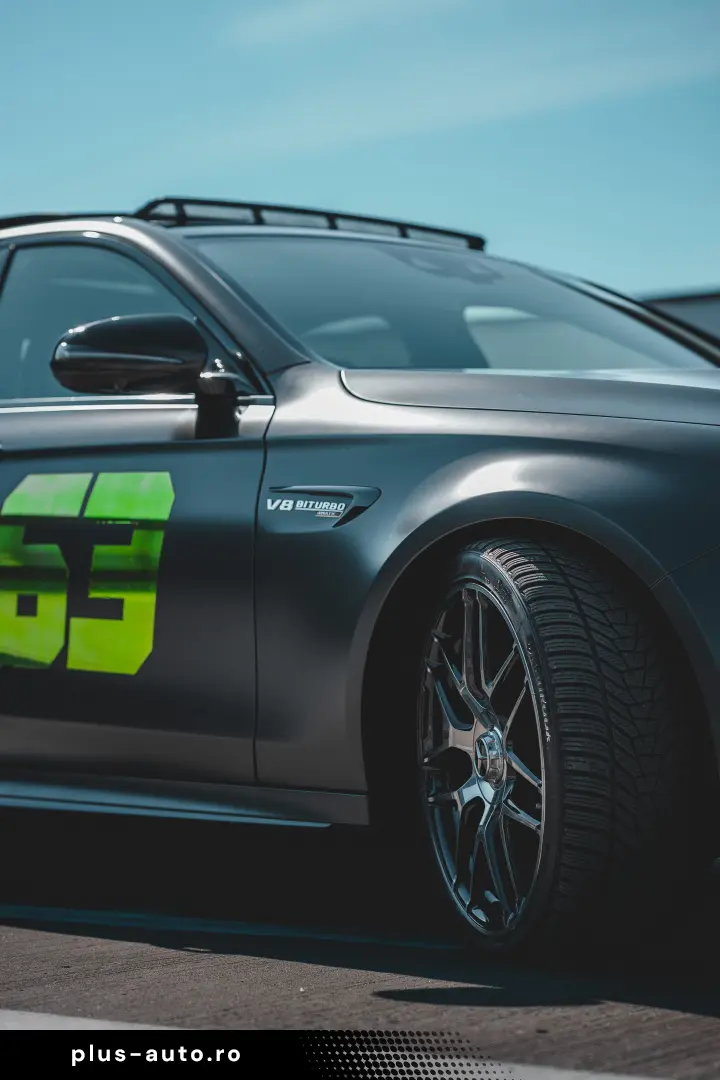 Mercedes-Benz E 63 AMG