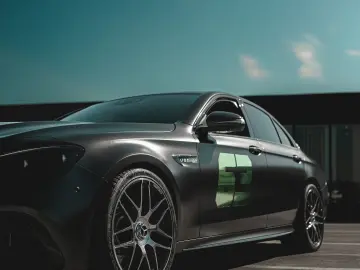 Mercedes-Benz E 63 AMG