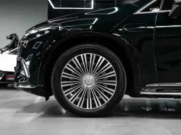 MERCEDES-BENZ EQS SUV Maybach 680  First Class Paket