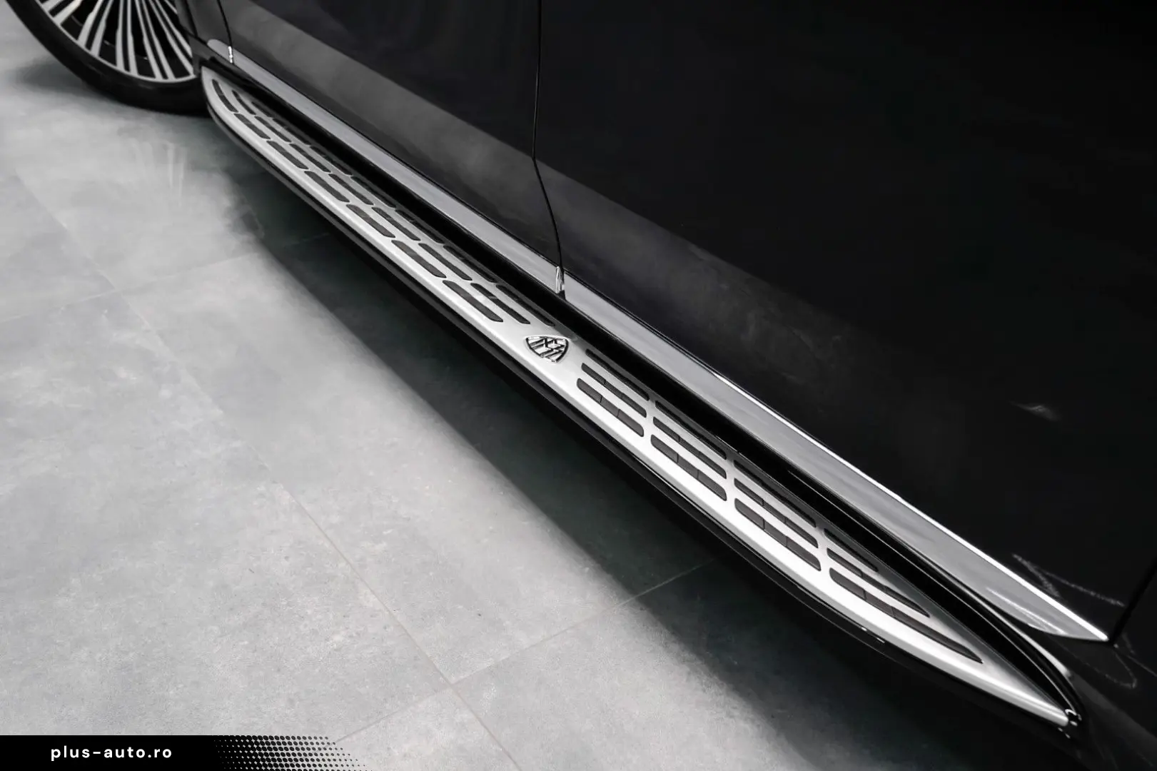 MERCEDES-BENZ EQS SUV Maybach 680  First Class Paket