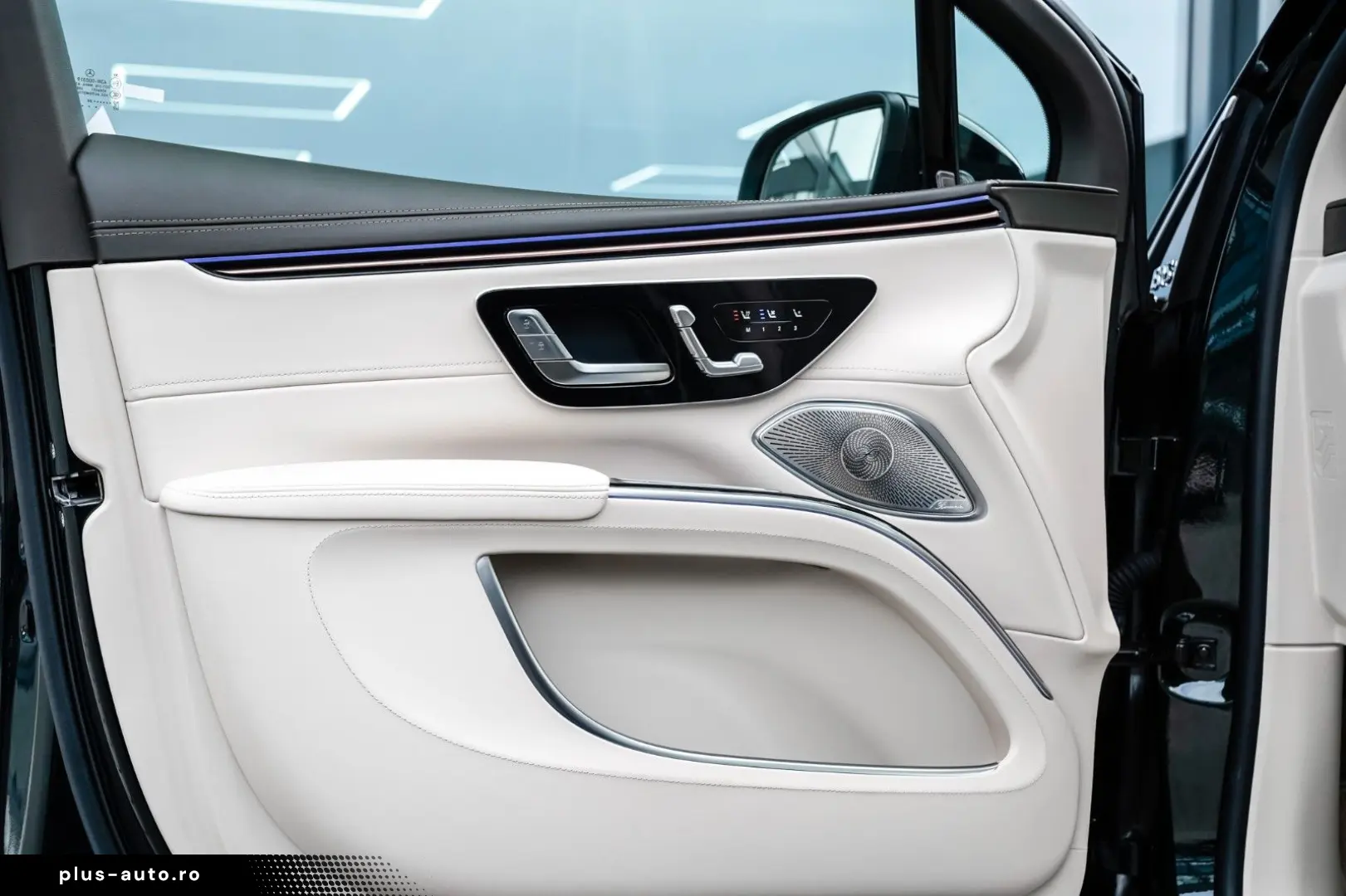 MERCEDES-BENZ EQS SUV Maybach 680  First Class Paket