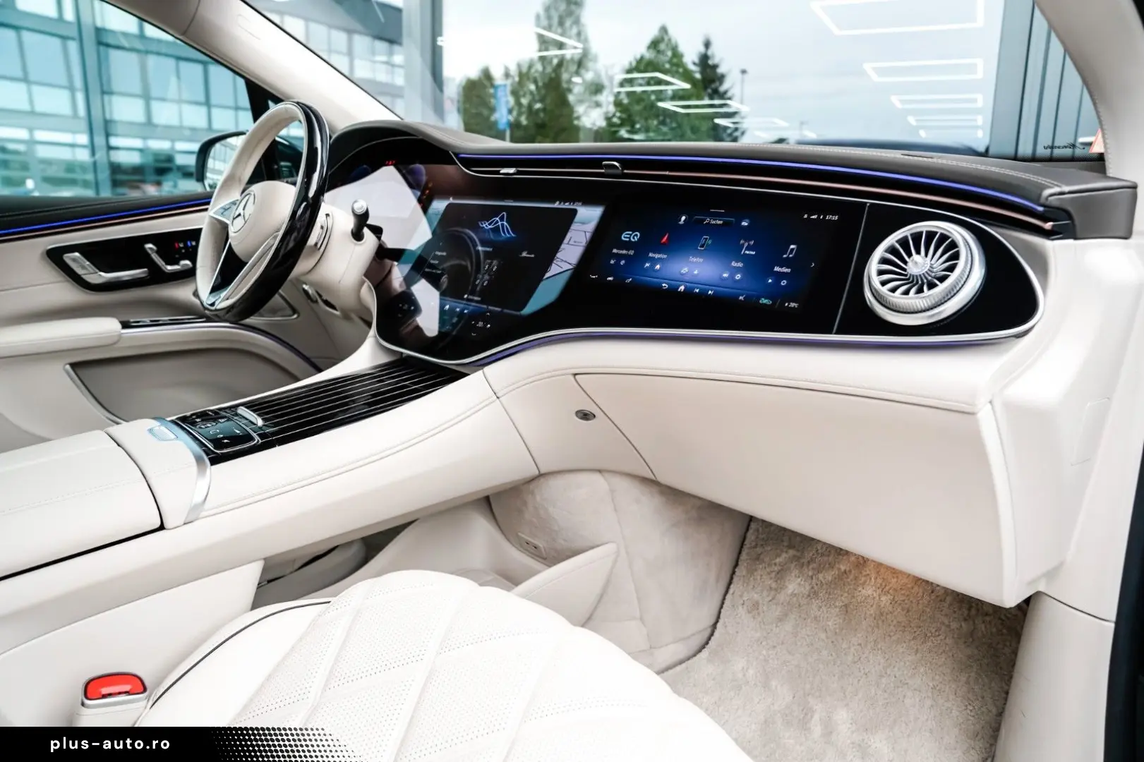 MERCEDES-BENZ EQS SUV Maybach 680  First Class Paket