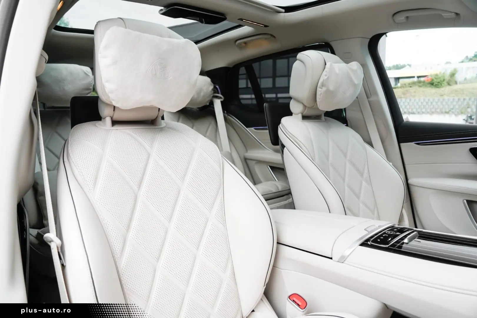 MERCEDES-BENZ EQS SUV Maybach 680  First Class Paket