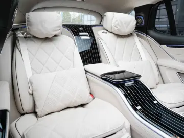 MERCEDES-BENZ EQS SUV Maybach 680  First Class Paket