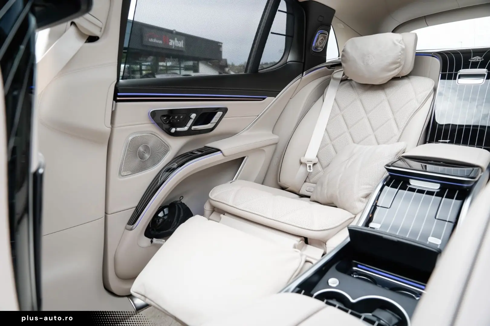 MERCEDES-BENZ EQS SUV Maybach 680  First Class Paket