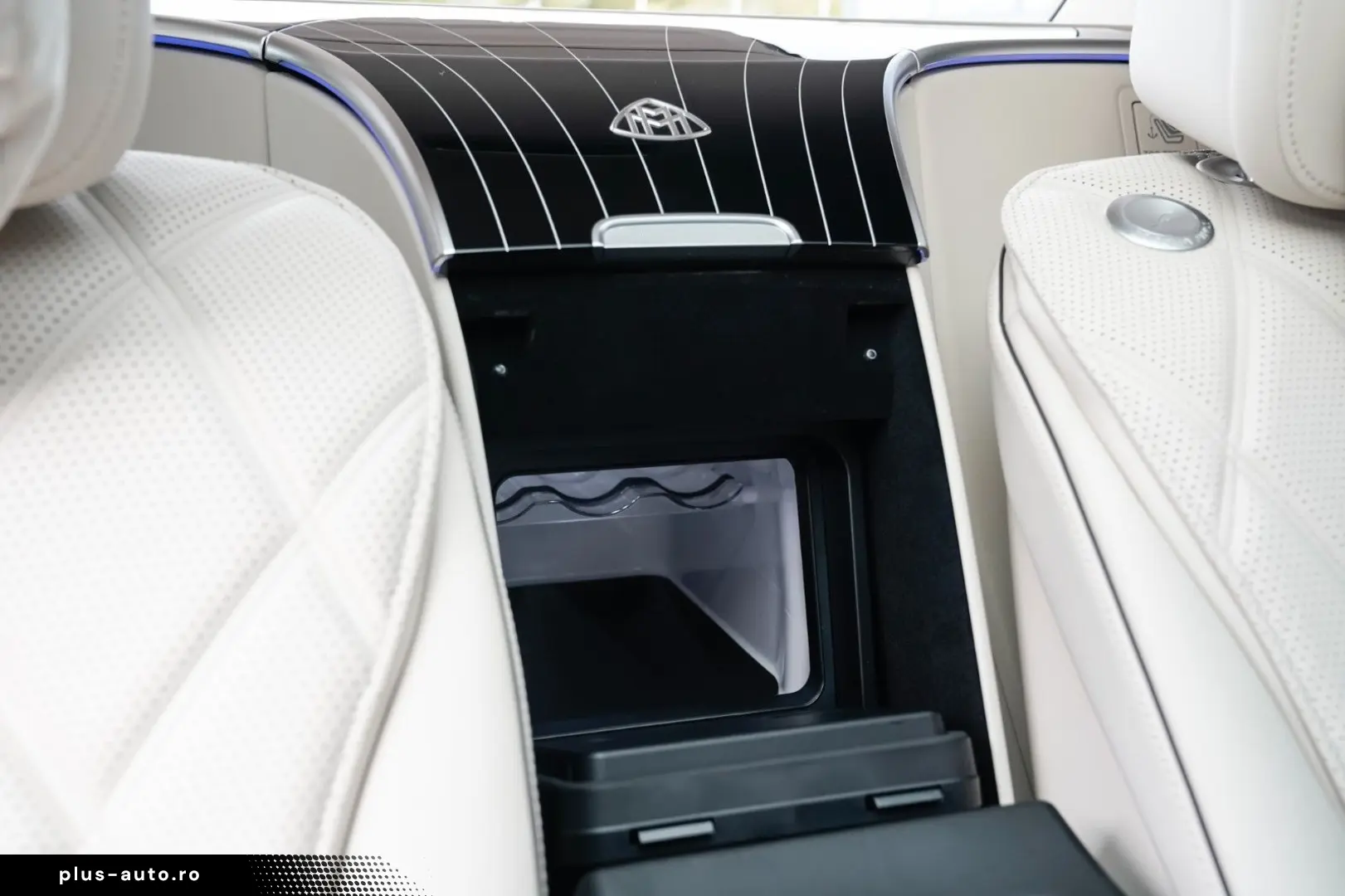 MERCEDES-BENZ EQS SUV Maybach 680  First Class Paket