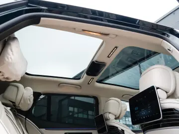 MERCEDES-BENZ EQS SUV Maybach 680  First Class Paket