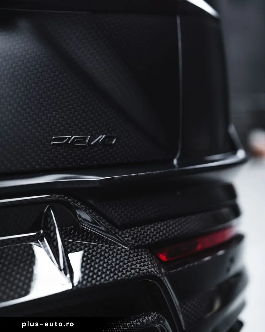 LAMBORGHINI Performante TopCar R'Evo Stealth Edition