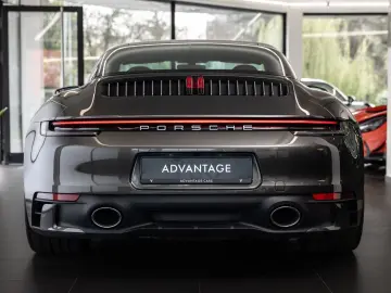 PORSCHE 911 Targa 4 Heritage Design Lift 360 LED