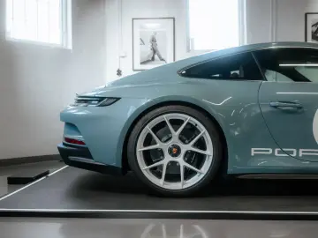 PORSCHE 911 S T