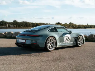 PORSCHE 911 S T