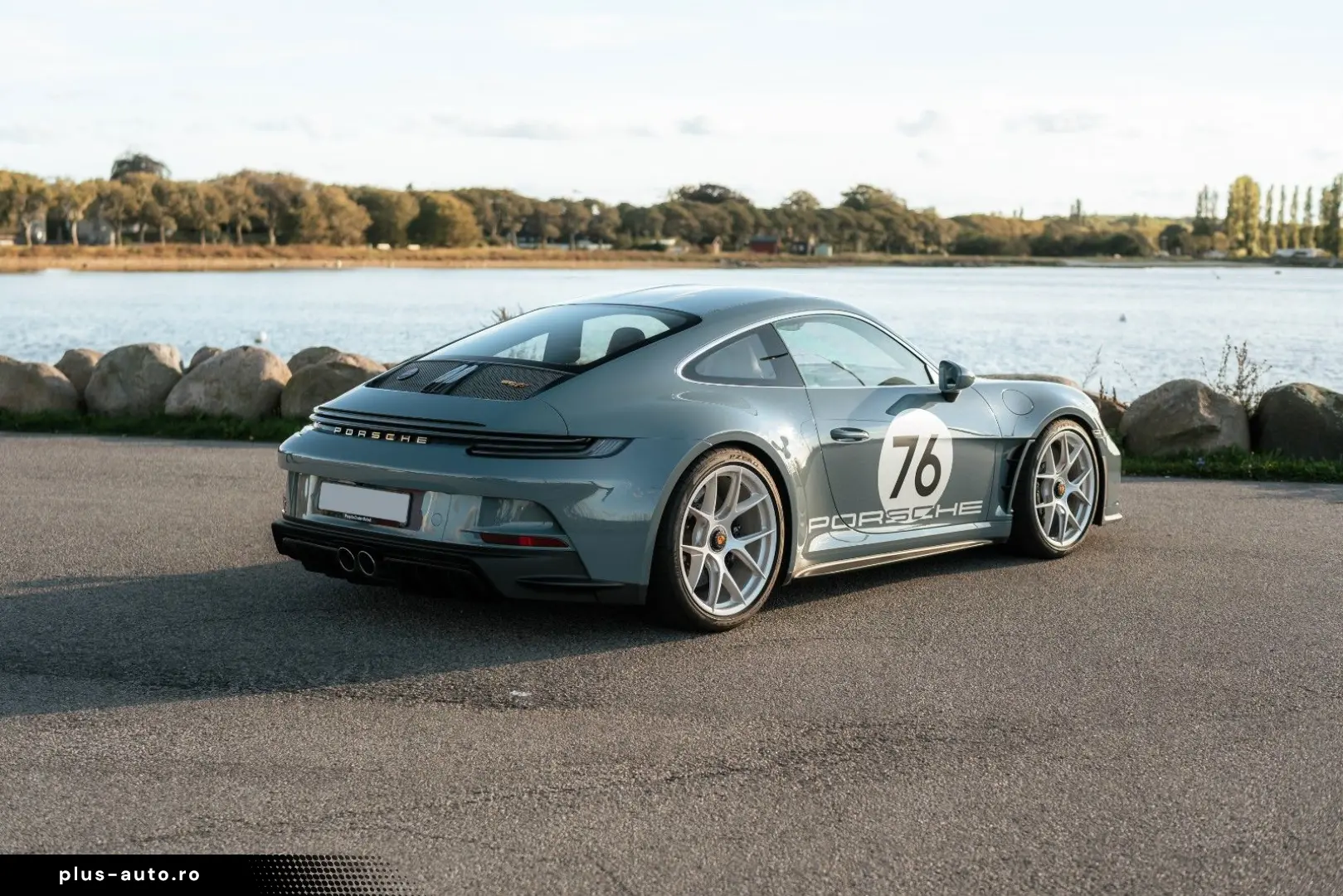 PORSCHE 911 S T