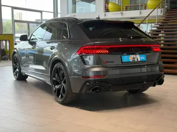 AUDI RSQ8 4.0 TFSI quattro Keramik Matrix Pano AHK