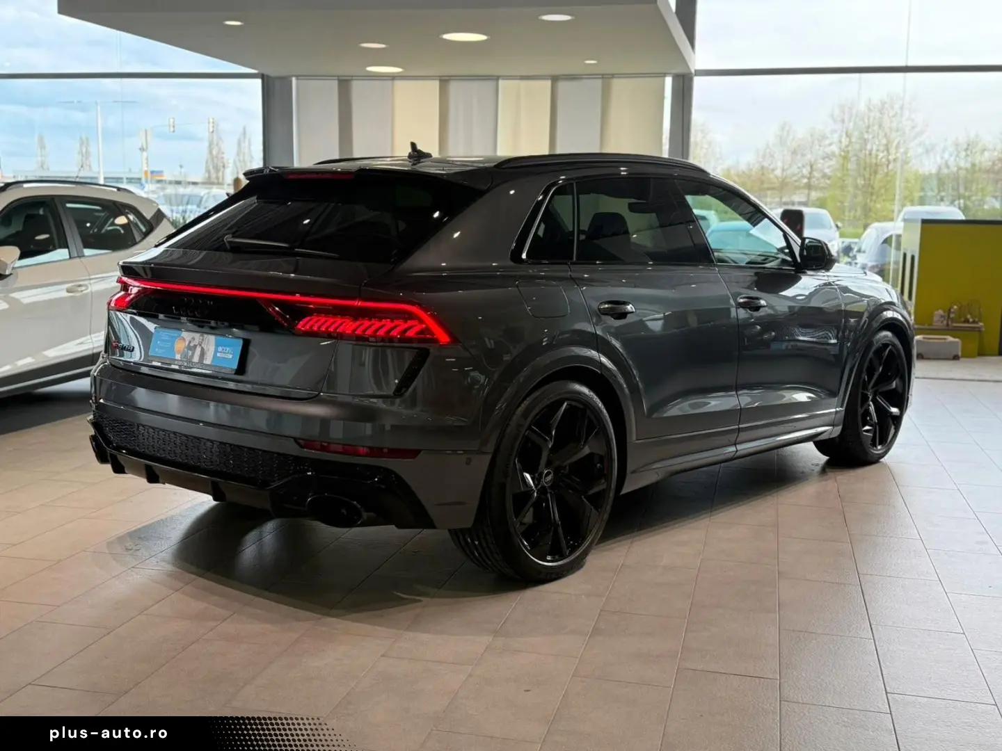 AUDI RSQ8 4.0 TFSI quattro Keramik Matrix Pano AHK