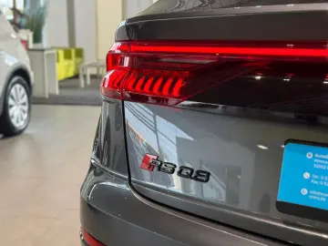 AUDI RSQ8 4.0 TFSI quattro Keramik Matrix Pano AHK