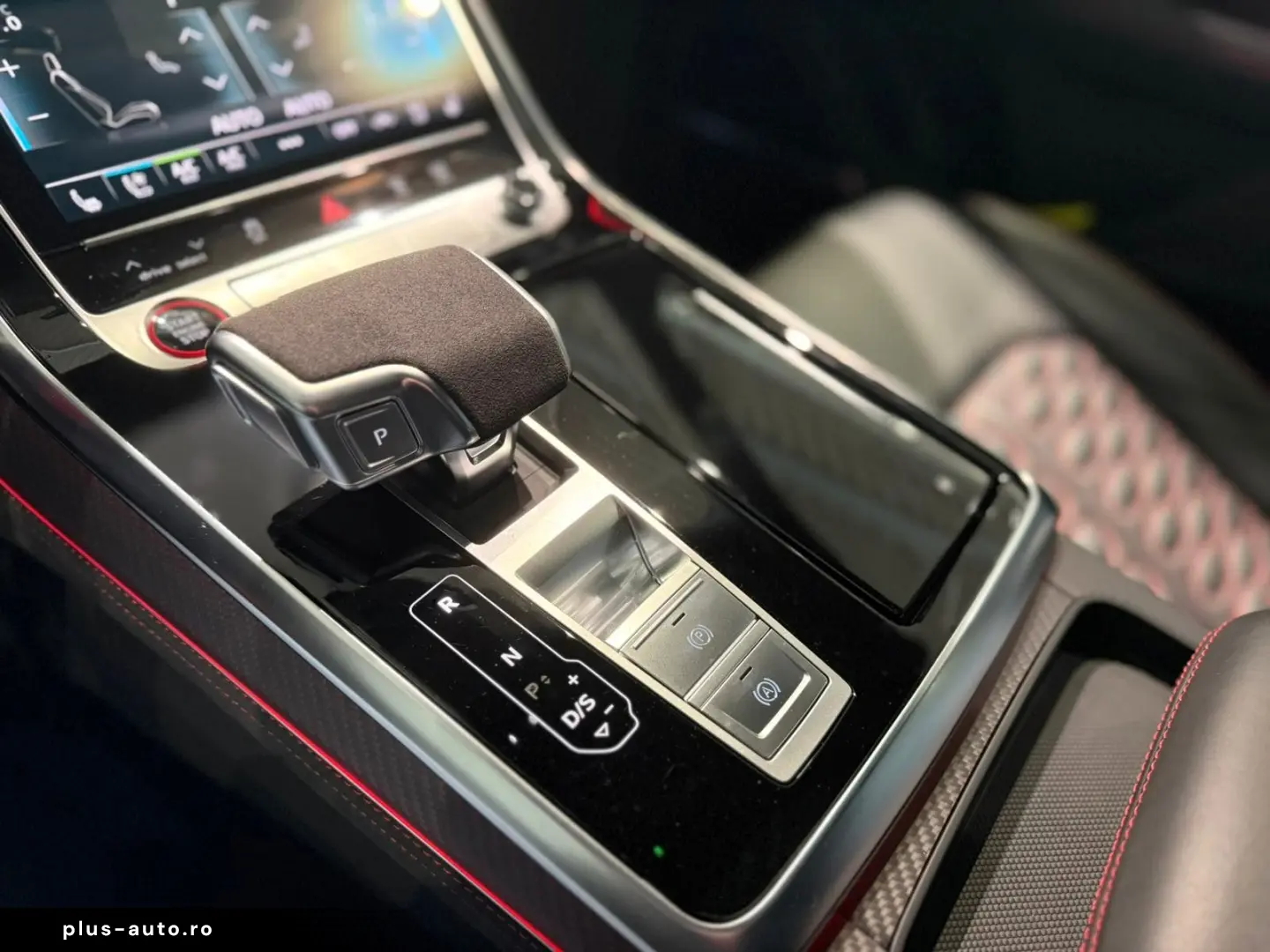 AUDI RSQ8 4.0 TFSI quattro Keramik Matrix Pano AHK