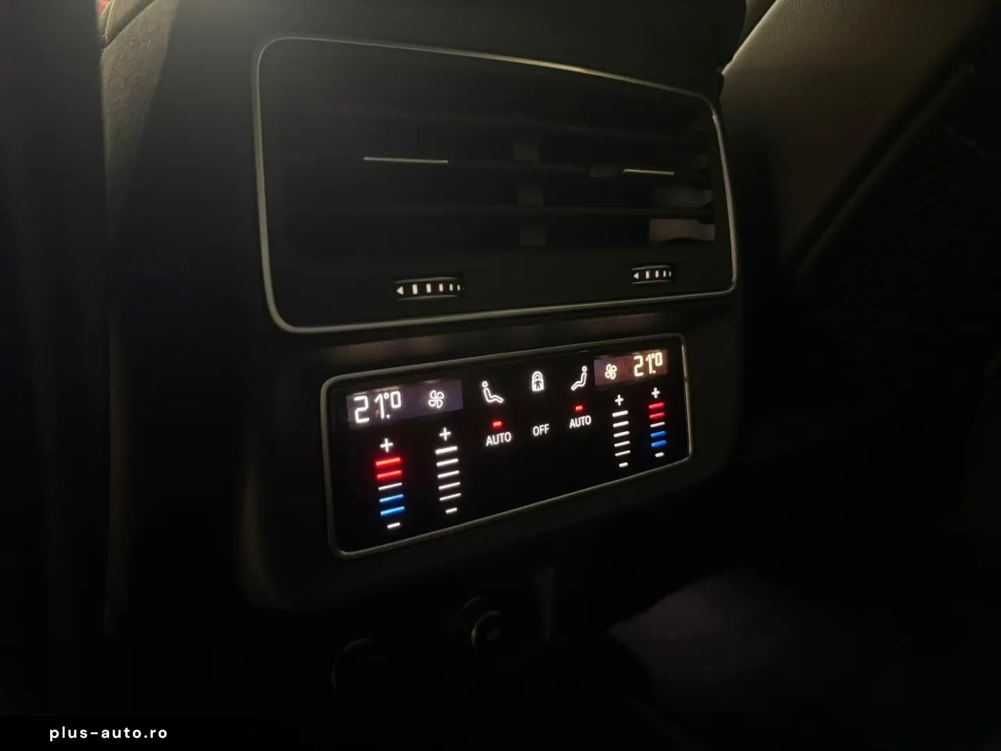 AUDI RSQ8 4.0 TFSI quattro Keramik Matrix Pano AHK