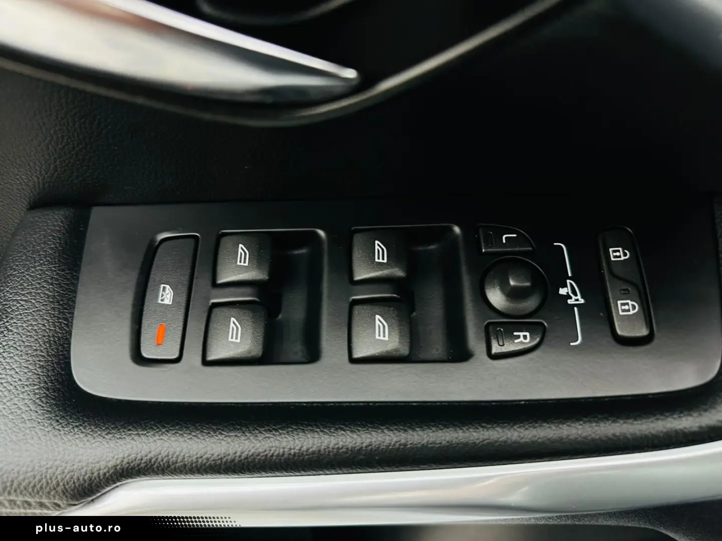 VOLVO V40 2015 1.6D E5 Garantie 12 Luni Rate Avans 0 Doar Cu