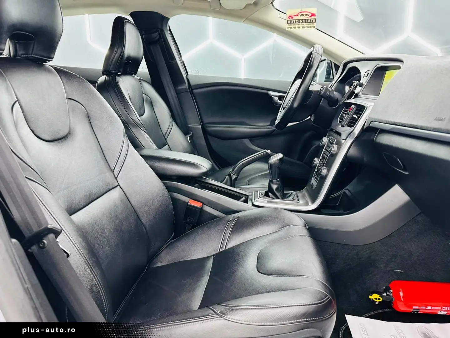 VOLVO V40 2015 1.6D E5 Garantie 12 Luni Rate Avans 0 Doar Cu