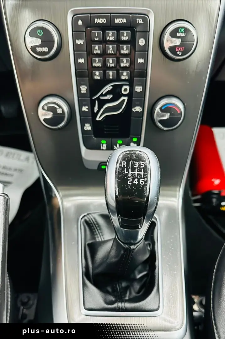 VOLVO V40 2015 1.6D E5 Garantie 12 Luni Rate Avans 0 Doar Cu