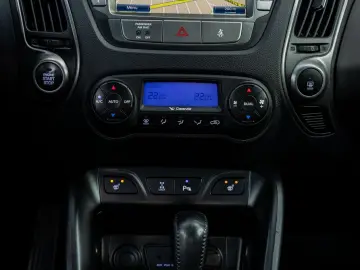 Hyundai ix35 2.0 CRDI 4WD Automatik Premium