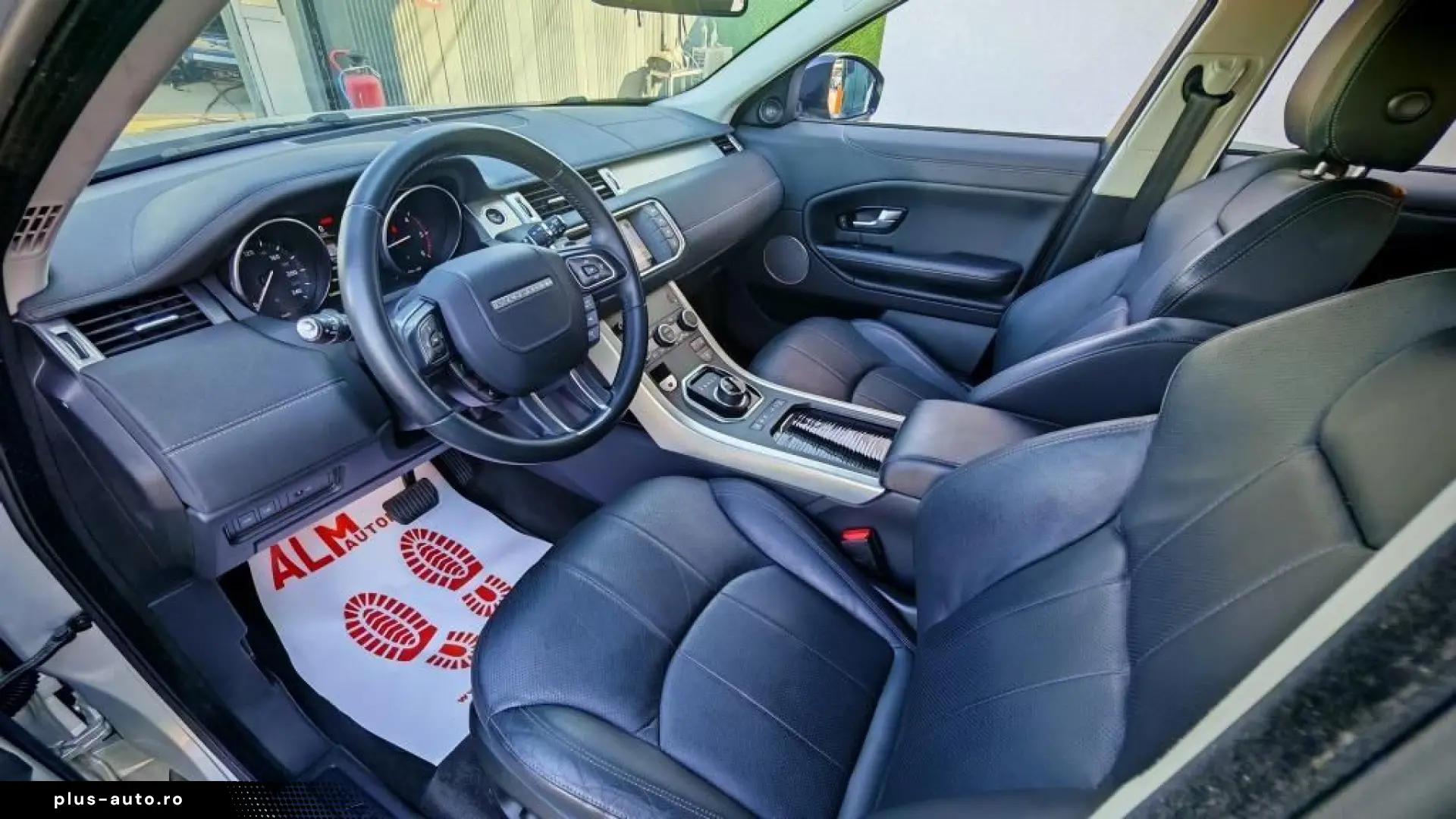Land-Rover Range-Rover-Evoque