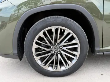 Lexus Seria-Rx