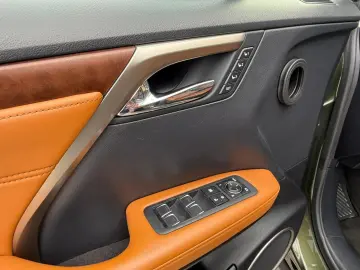 Lexus Seria-Rx