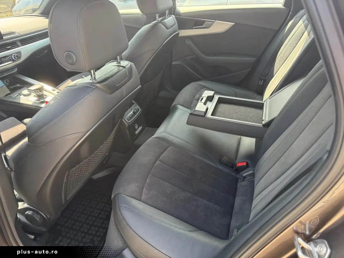 Audi A4 2.0  150 hp AT