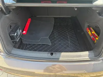 Audi A4 2.0  150 hp AT
